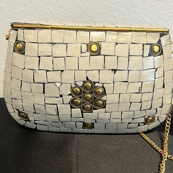 Antik Kraft | Metal Mosaic Purse w/ Crossbody Strap - Picture 7 of 15